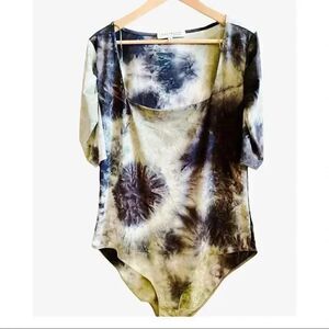 Socialite Curve Plus Tie Dye Tee Bodysuit  Office Date Party Ombre  Plus SZ 1X
